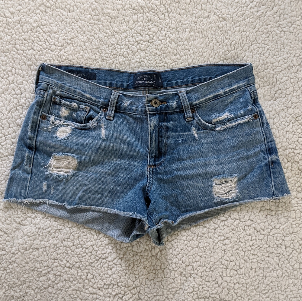 Lucky Brand The CutOff distressed denim short 6/28